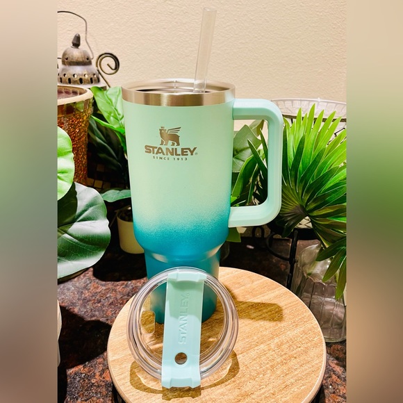 RARE Limited Edition Stanley Quencher Turquoise OMBRÉ - Picture 14 of 17